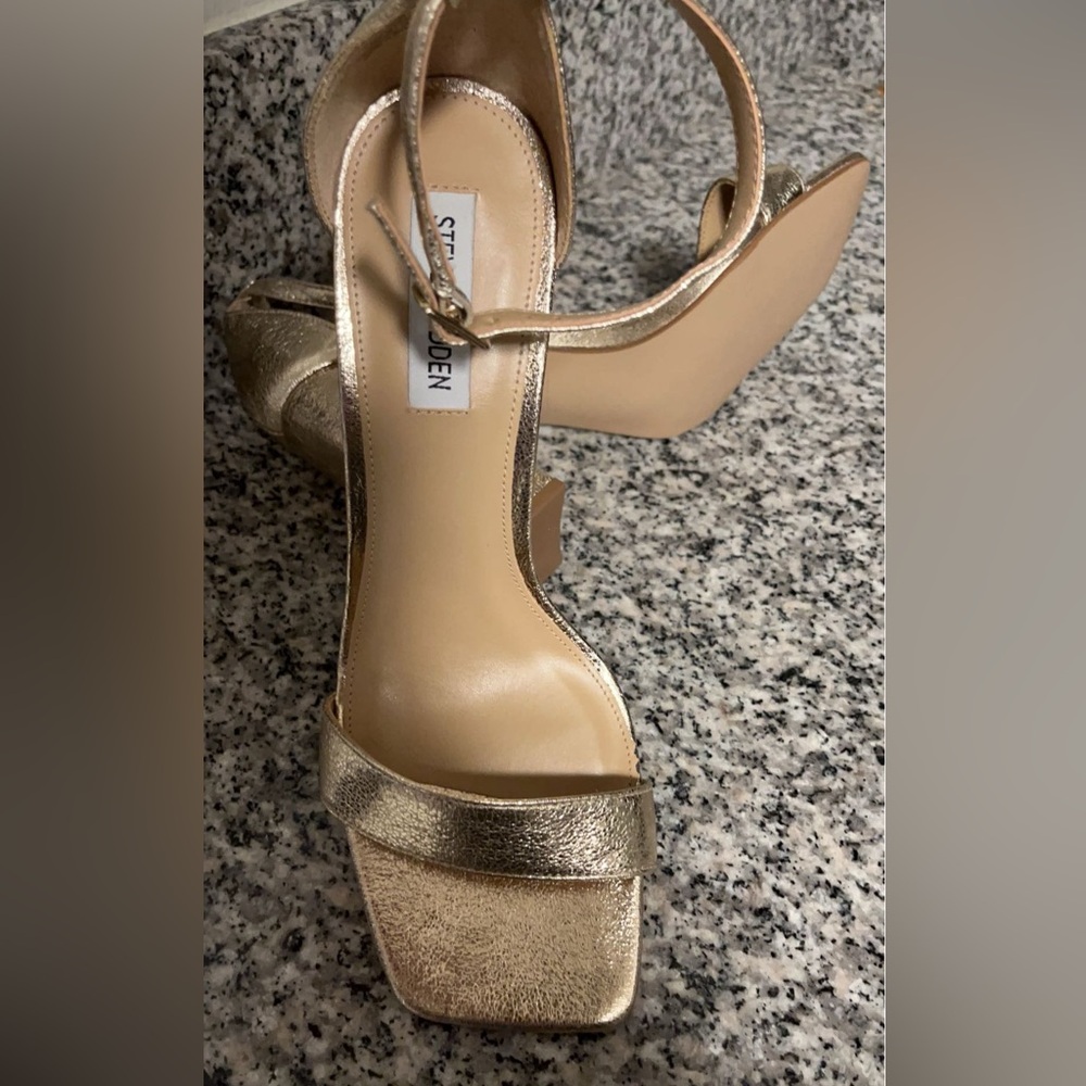 Steve Madden Gold Heels